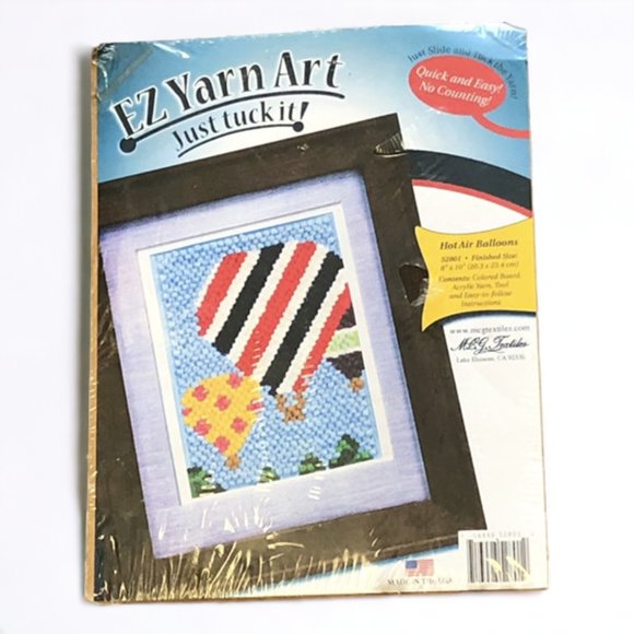 New EZ Yarn Art Hot Air Balloons Just Tuck It 8"x10" Craft Kit - Picture 1 of 4
